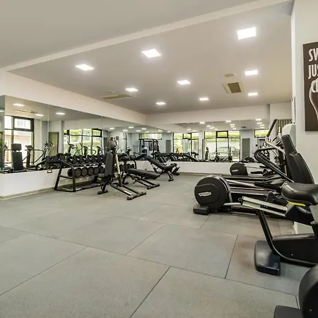 Apartament Capri N Pool Năvodari