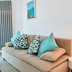 Apartamento Capri N Pool Năvodari