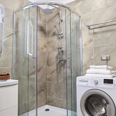 Capri N Pool Apartament